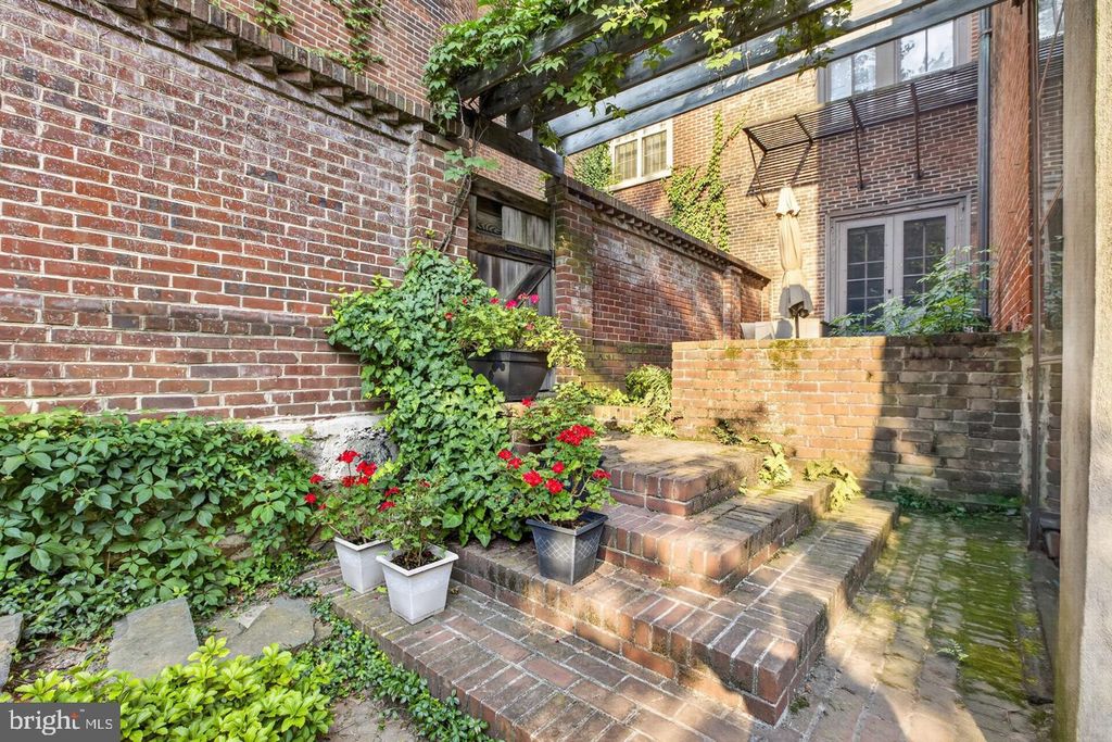 234 S 3RD ST, PHILADELPHIA, PA 19106 — photo 5