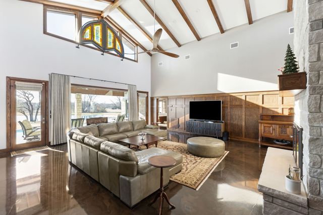 1818 County Road 1151, Cumby, TX 75433