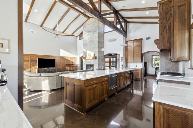 1818 County Road 1151, Cumby, TX 75433