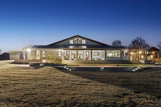 1818 County Road 1151, Cumby, TX 75433