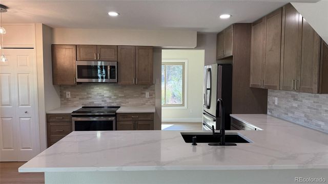 15789 Sandtrap Way, Morrison, CO 80465