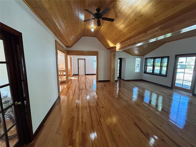 1027 NW 11TH AVENUE, Gainesville, FL 32601