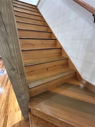 1027 NW 11TH AVENUE, Gainesville, FL 32601