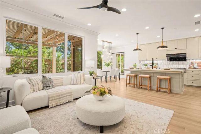 54 Painted Cameo, Irvine, CA 92602
