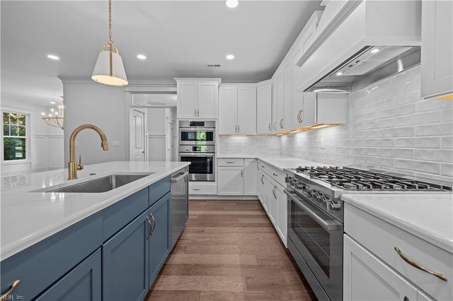 1429 Franklin DR, Virginia Beach, VA 23454