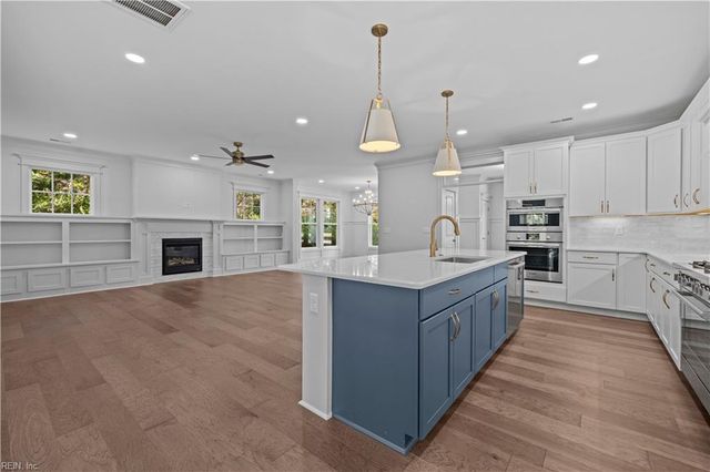 1429 Franklin DR, Virginia Beach, VA 23454