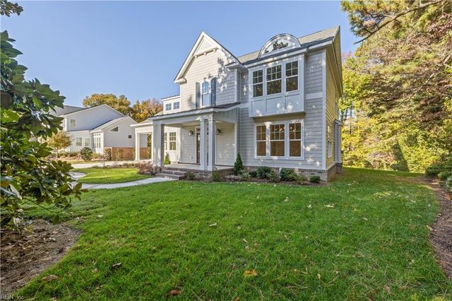 1429 Franklin DR, Virginia Beach, VA 23454