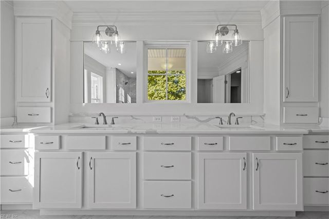 1429 Franklin DR, Virginia Beach, VA 23454