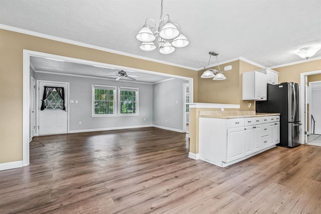 306 Kaufman St., Georgetown, SC 29440