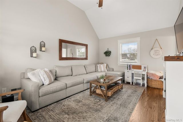 15 Adams Street E, East Islip, NY 11730