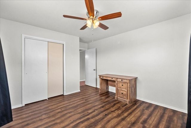 868 Bonita Street, Bayou Vista, TX 77563