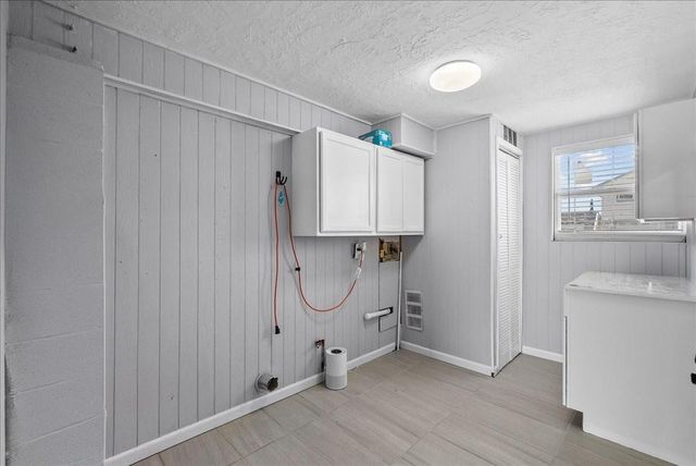 868 Bonita Street, Bayou Vista, TX 77563