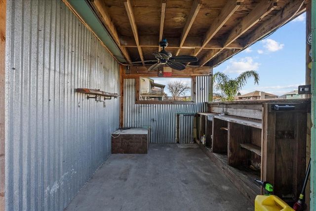 868 Bonita Street, Bayou Vista, TX 77563