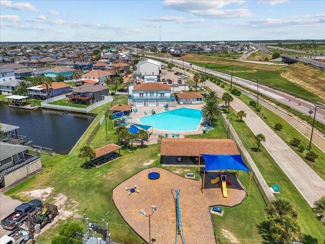 868 Bonita Street, Bayou Vista, TX 77563