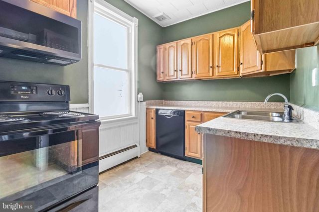 130 CHURCH AVE, Ephrata, PA 17522