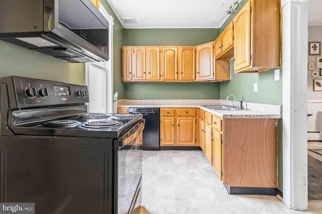 130 CHURCH AVE, Ephrata, PA 17522