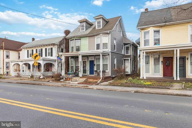 130 CHURCH AVE, Ephrata, PA 17522