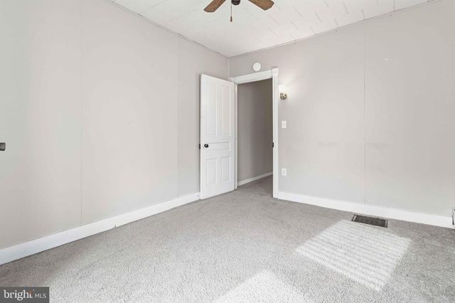 130 CHURCH AVE, Ephrata, PA 17522