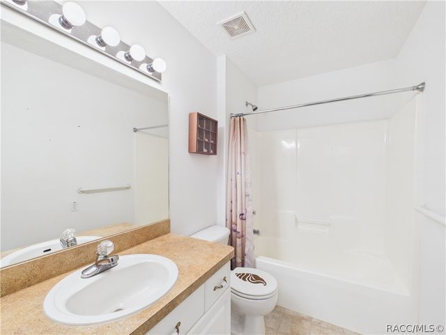 11236 N Rain Point, Inglis, FL 34449