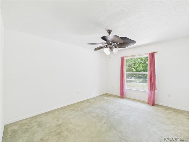 11236 N Rain Point, Inglis, FL 34449