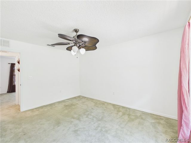 11236 N Rain Point, Inglis, FL 34449
