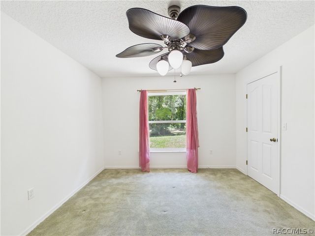 11236 N Rain Point, Inglis, FL 34449