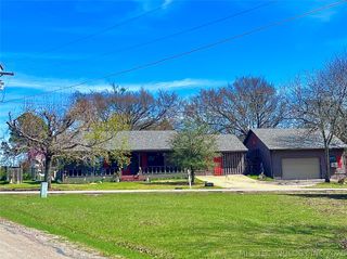 11782 Oak Ridge Street, Kingston, OK 73439