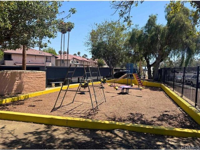 875 W San Ysidro Boulevard 14, San Ysidro, CA 92173