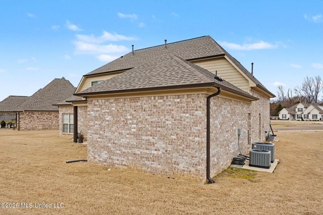 1567 Eden Loop, Hernando, MS 38632