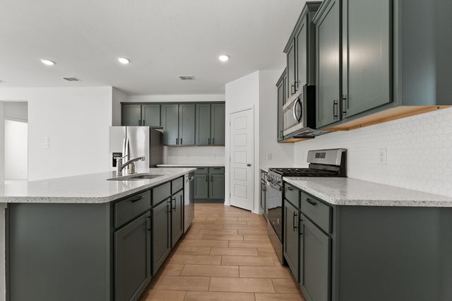 432 Silent Pond Park, Lavon, TX 75166