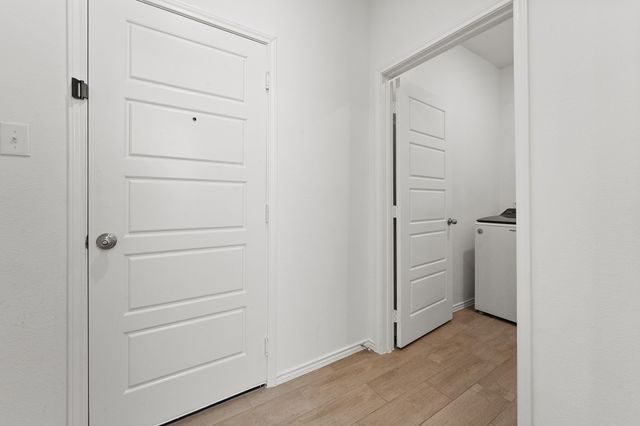 432 Silent Pond Park, Lavon, TX 75166