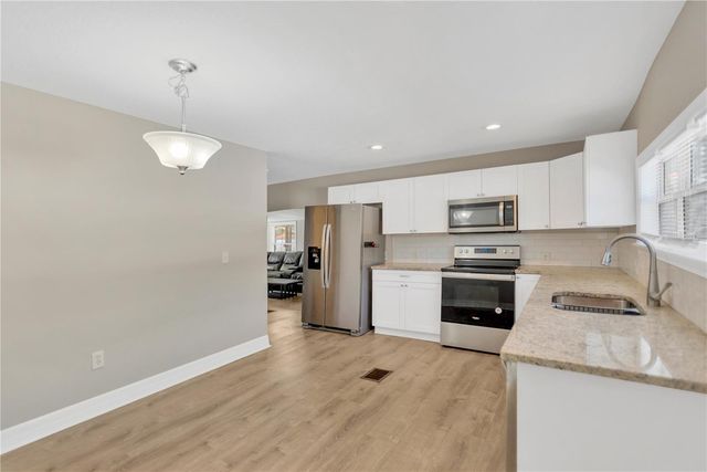 9901 N 46TH STREET, Tampa, FL 33617
