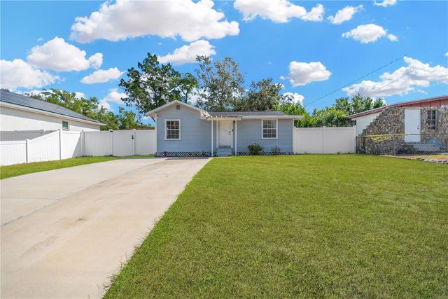 9901 N 46TH STREET, Tampa, FL 33617