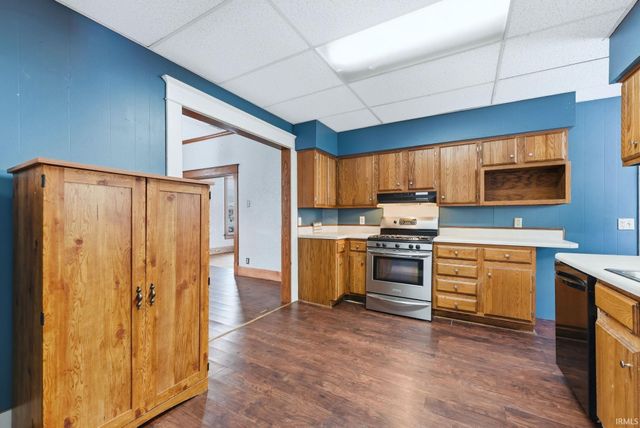 621 E Diamond Street, Kendallville, IN 46755