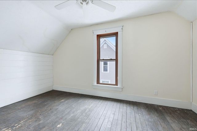 621 E Diamond Street, Kendallville, IN 46755