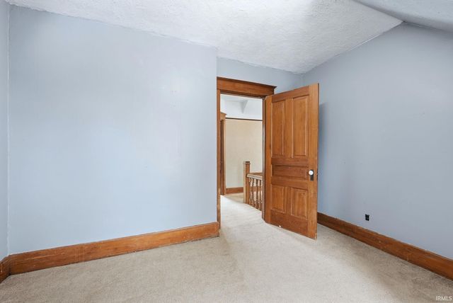 621 E Diamond Street, Kendallville, IN 46755