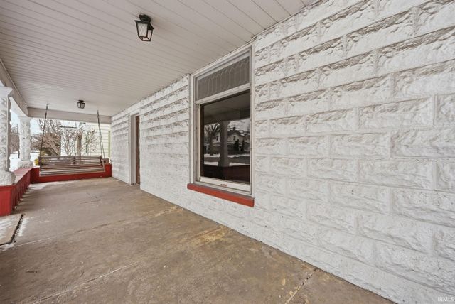 621 E Diamond Street, Kendallville, IN 46755