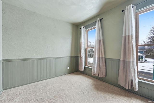 621 E Diamond Street, Kendallville, IN 46755