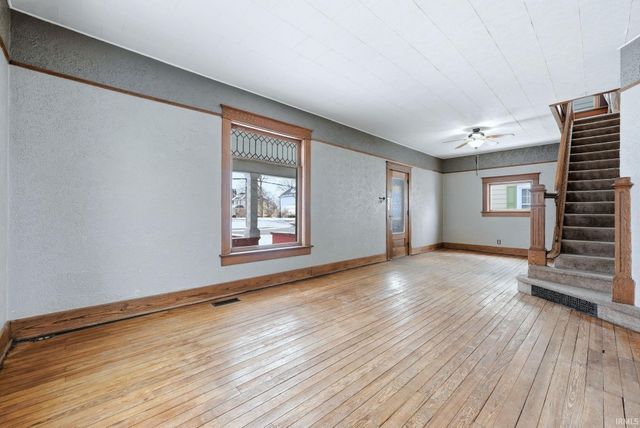 621 E Diamond Street, Kendallville, IN 46755