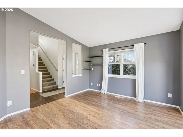 1156 Ne PALOMA Ave, Gresham, OR 97030