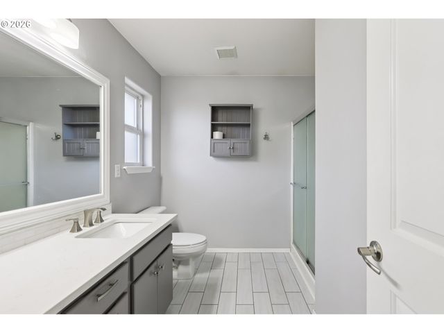 1156 Ne PALOMA Ave, Gresham, OR 97030