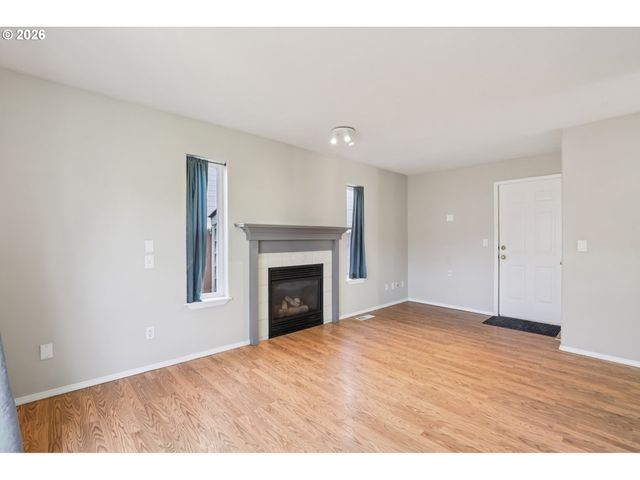 1156 Ne PALOMA Ave, Gresham, OR 97030