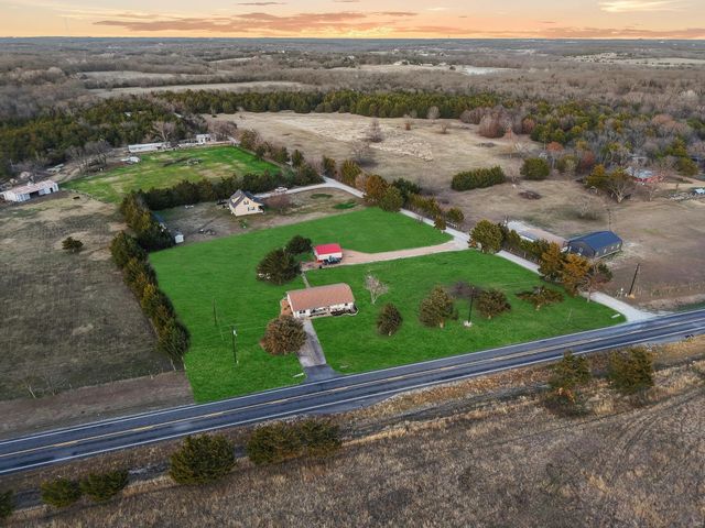 3387 FM 121, Van Alstyne, TX 75495