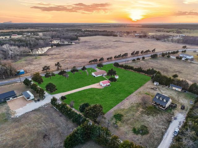 3387 FM 121, Van Alstyne, TX 75495