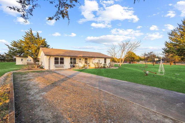 3387 FM 121, Van Alstyne, TX 75495