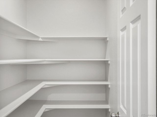 4641 Sunsplash Way, Johnstown, CO 80534