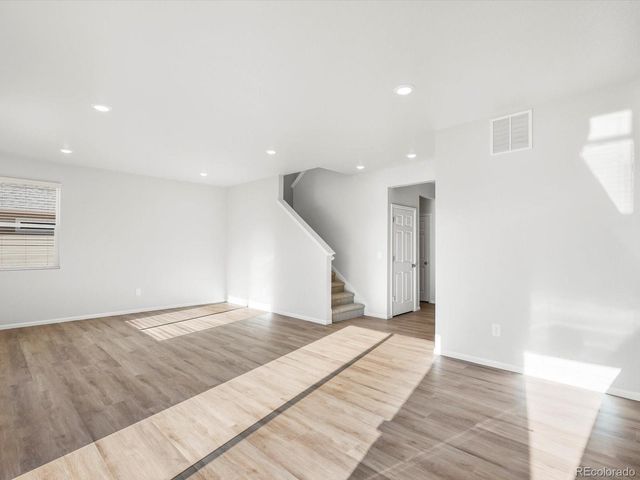 4641 Sunsplash Way, Johnstown, CO 80534