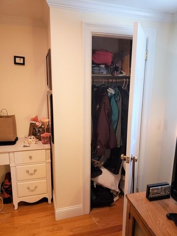 8 Kenwood B, Cambridge, MA 02139