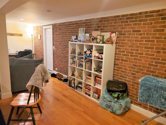 8 Kenwood B, Cambridge, MA 02139