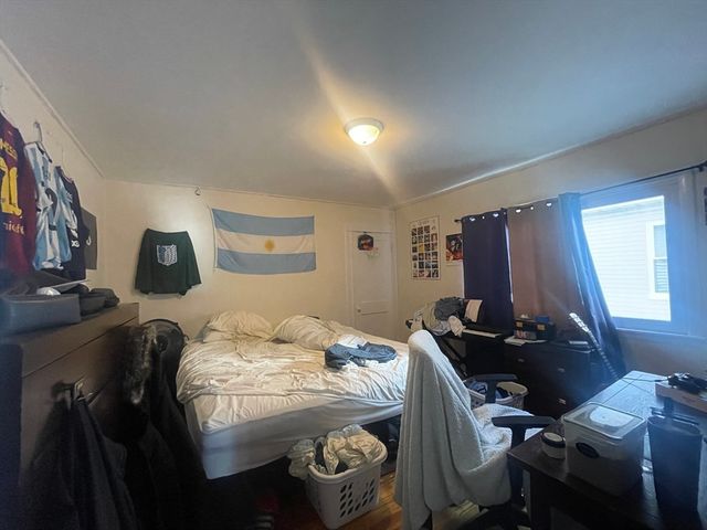 227 Boston Ave 2, Medford, MA 02155